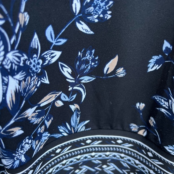 White House Black Market Floral Embroidered Dress size Small - Picture 9 of 15